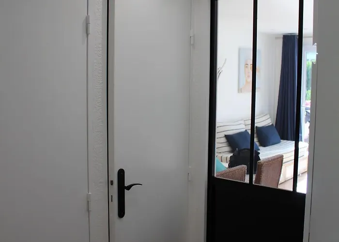 De Standing Avec Piscine דירה